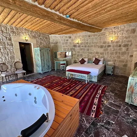 Doctor's Cave Cappadocia أورتاحصار