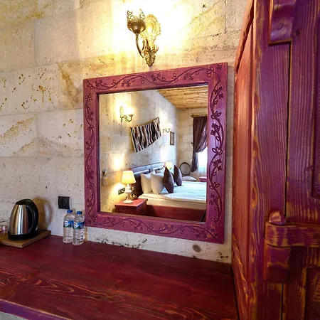 ホテル Doctor's Cave Cappadocia