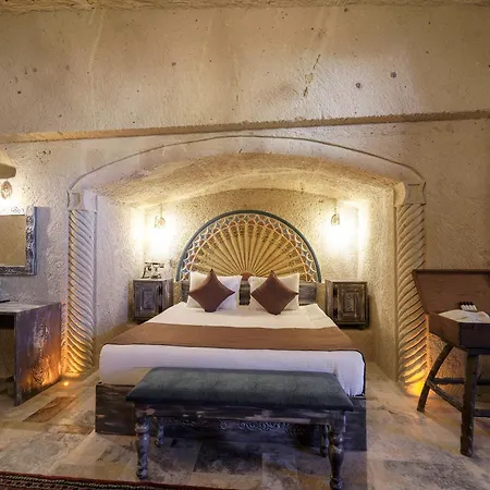 Doctor's Cave Cappadocia أورتاحصار